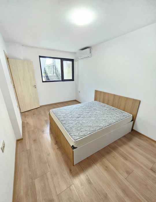 Продава се Тристаен апартамент в Варна, Център - 95 кв.м за 2315 €/кв.м - Снимка #5