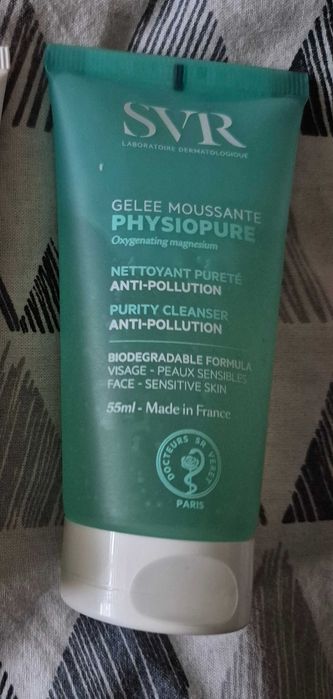 Измивен гел SVR за лице