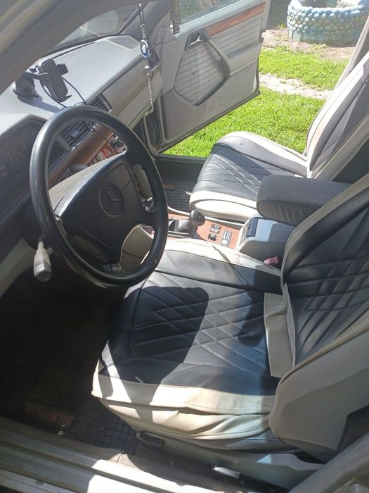 Продам мерседес 220