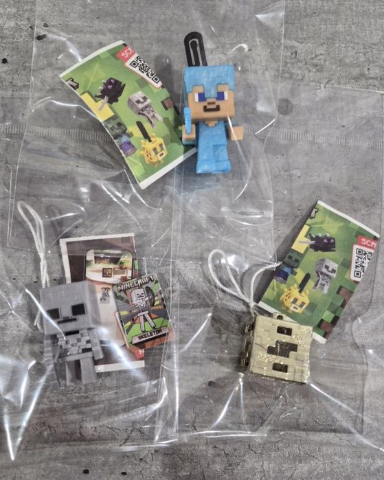 Фигурки майнкрафт киндер джой