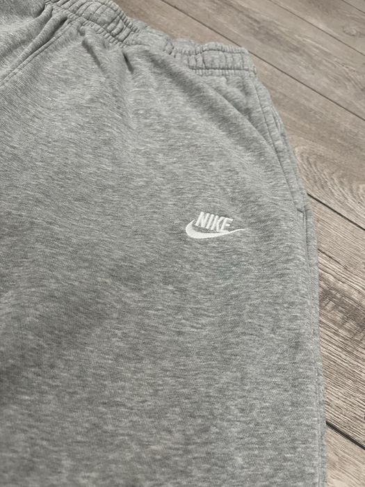 Сиво Nike долнище