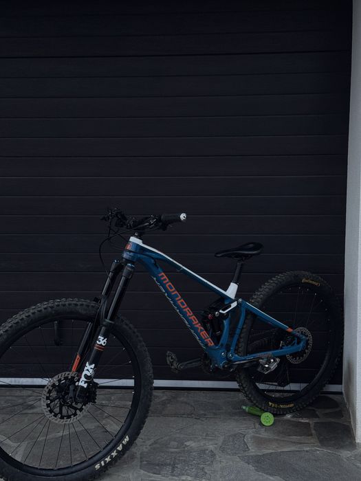 Vând mondraker foxy (cube,santacruz,canyon,propain,yttues,orbea)
