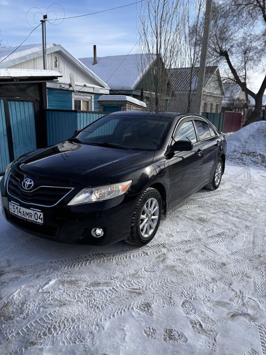 Toyota camry 2.5 продам