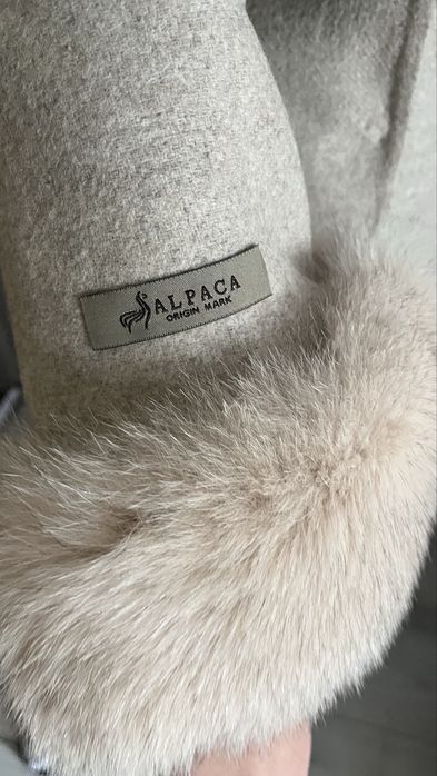 Палто от алпака , вълна и лисица