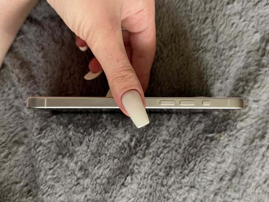 Продам iPhone 15 pro max