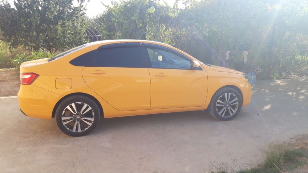 Лада веста седан