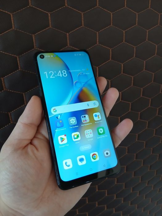 В продаже Oppo A74.