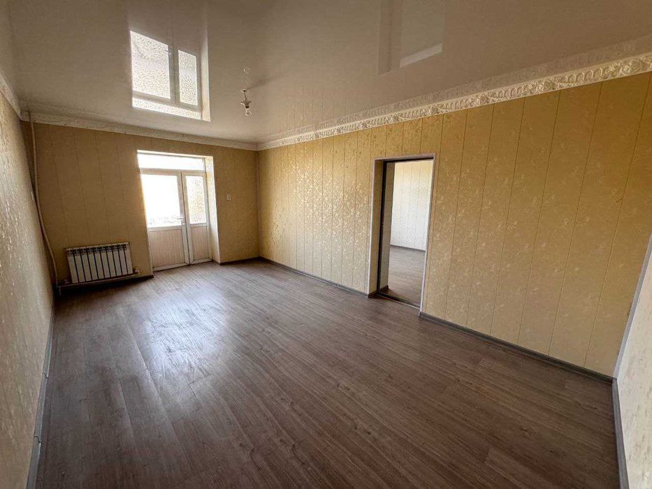 Зудлик билан Ангренда 3 хонали квартира сотилади