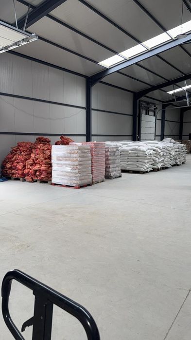 Vând en gross tărâțe de grâu,pâine rebut,faina ,gris,pesmet