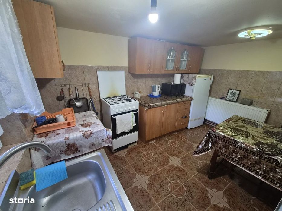 Casă de vânzare în comuna Valea Danului, sat Vernești, județ Argeș.