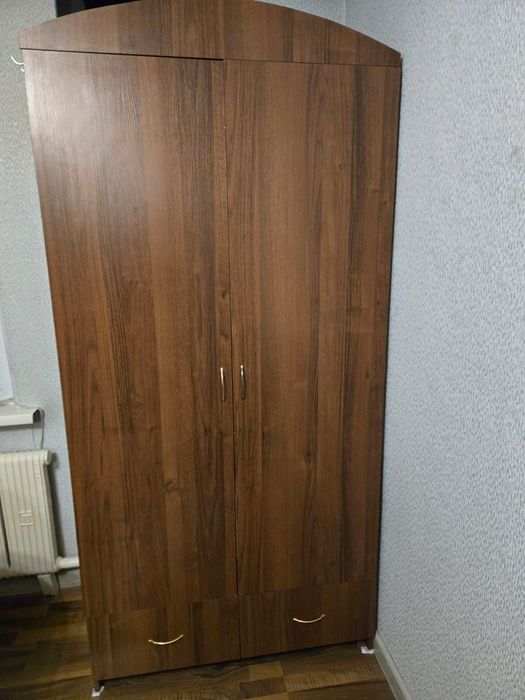 Продам шкаф хорошо состояние