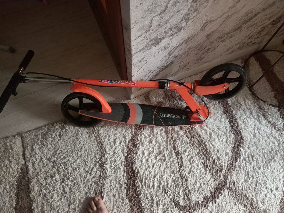 Продам самокат двухколесный