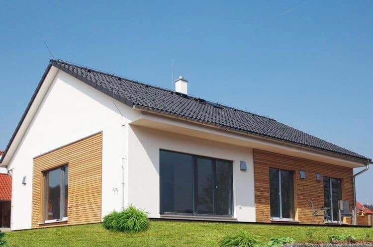 vand case modulare pe structura metalica