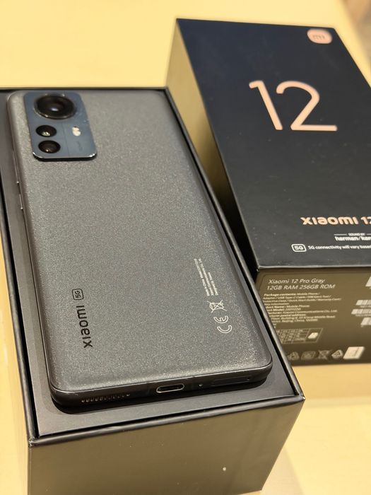 Xiaomi 12 PRO gray 12 GB RAM 256 GB ROM