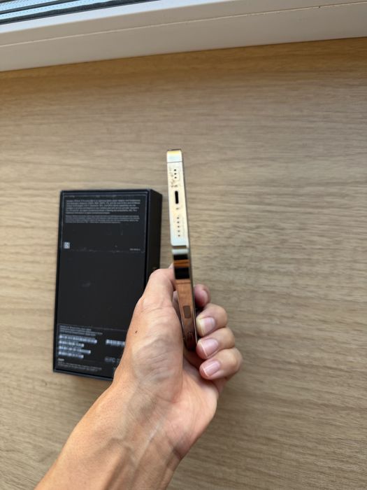 Продам iphone 12 pro