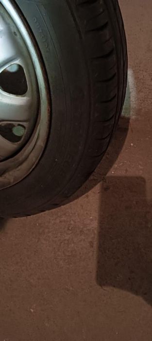 Vând 4 roti cu genti de vara 155/65/R14