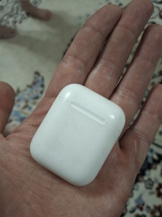 Айрподс кейс  продам