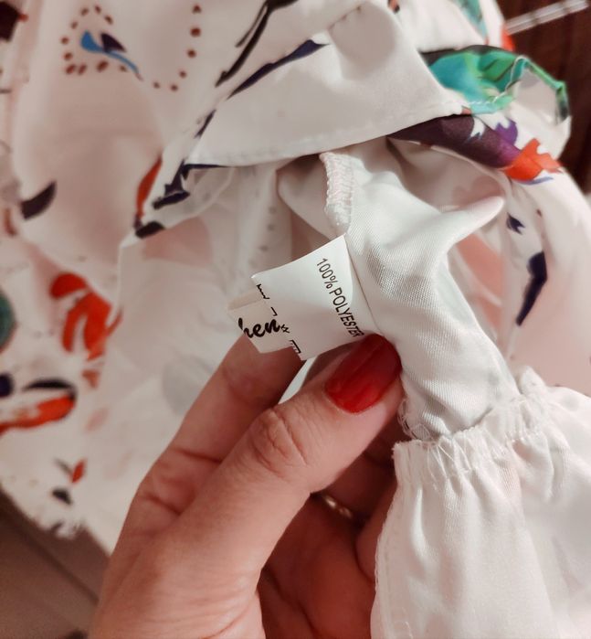 Rochie nouă înflorată