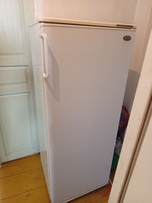 Продам холодильник "Атлант"