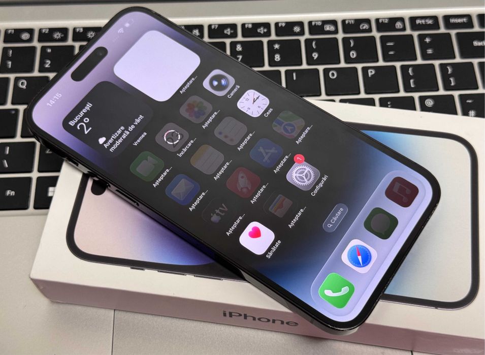 iPhone 14 PRO • 94 % Bateria