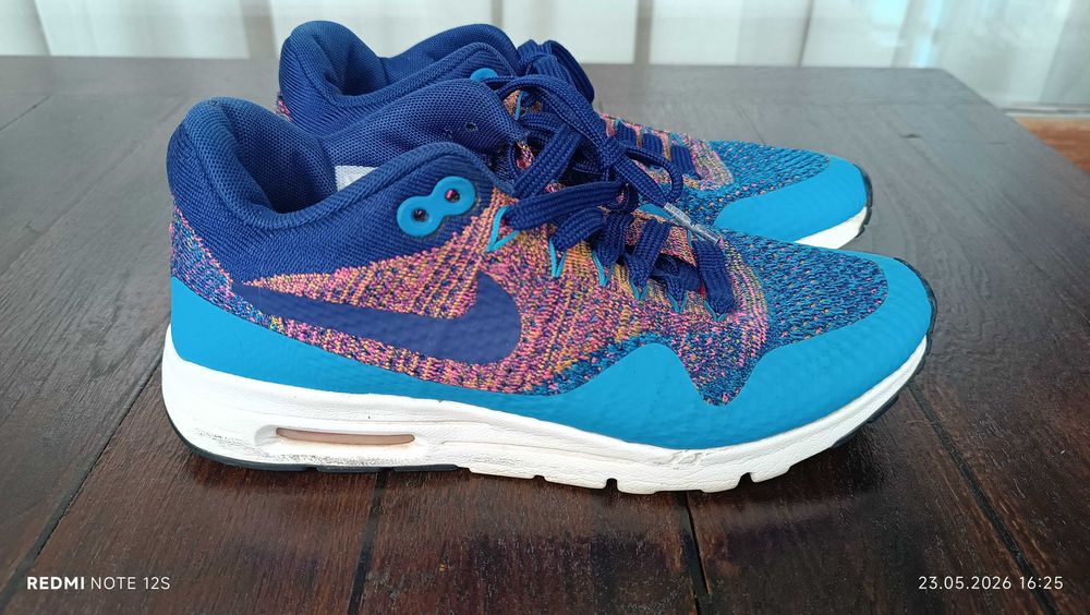 Маратонки Nike