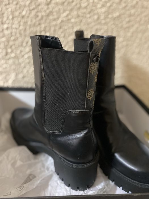 Guess Оригинални боти