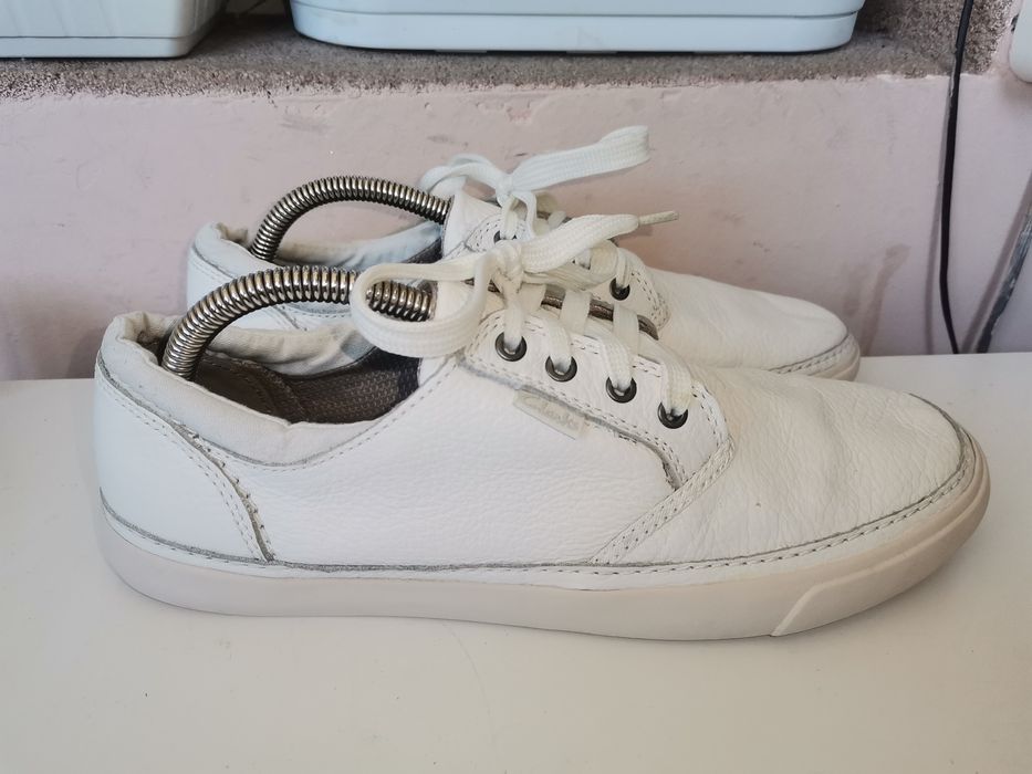 Бели обувки Clarks 42 н. Естествена кожа