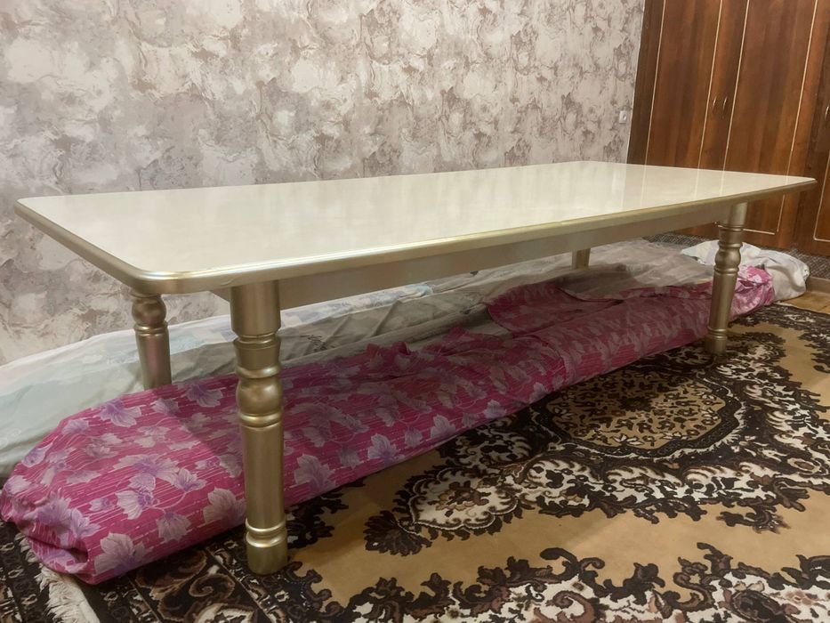 Продаётся сто стул