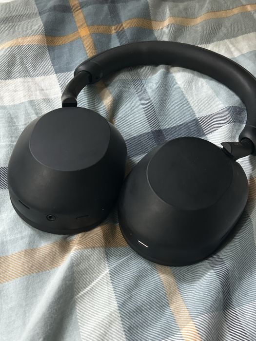 Наушники Sony WH-1000XM5
