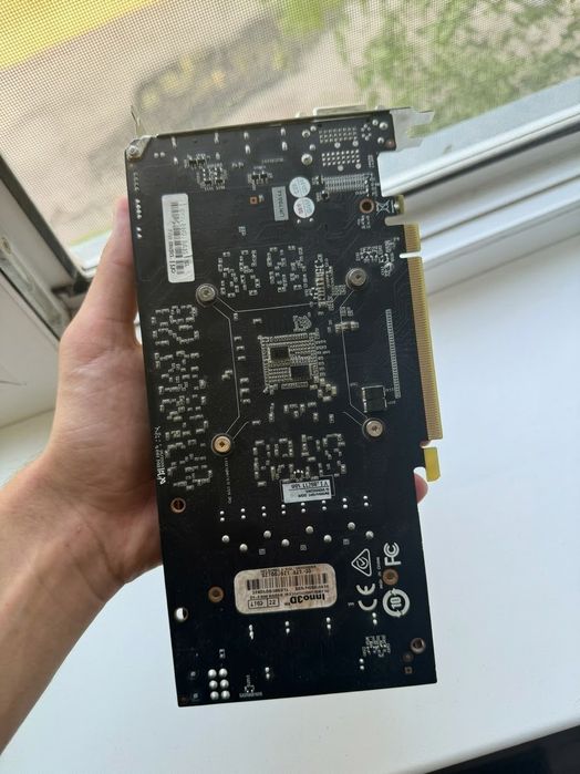 Продам видеокарту Inno3d gtx 1060 3gb