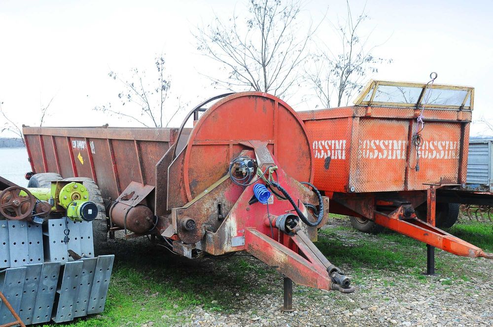 MIG remorca imprastiat gunoi 5, 7, 10 tone, imprastiere laterala/spate