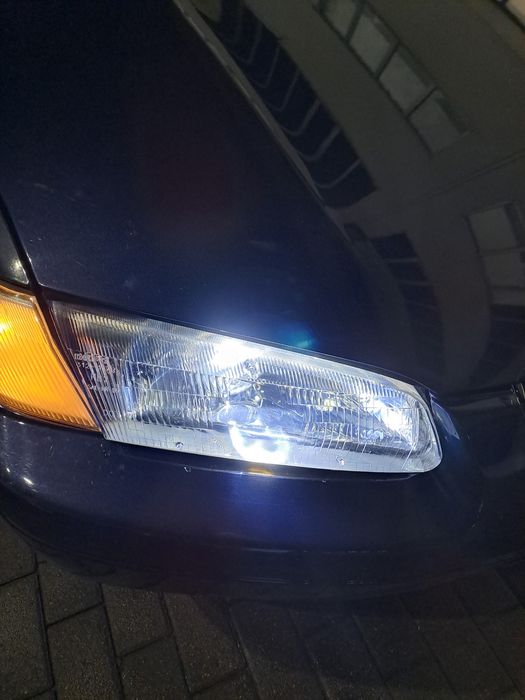 Тойота камри фары билэд