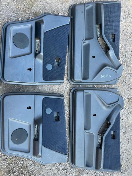 Дверные карты на Ауди 80 б4