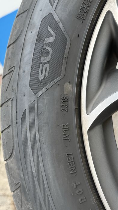 GOODYEAR EAGLE F1 235/55/19 101Y