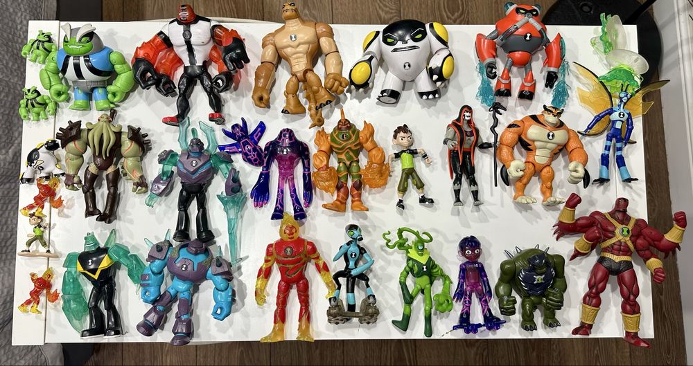 Бен тен фигурки