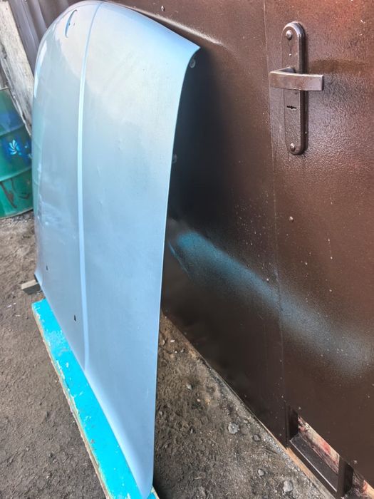 Продам капот бмв е34