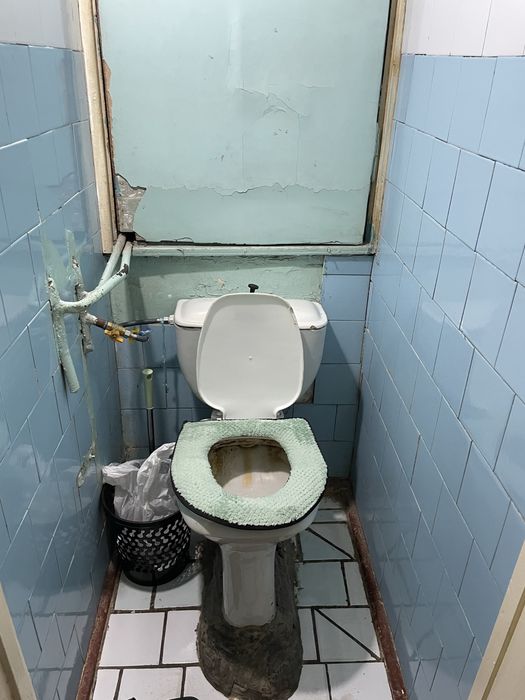 Продаётся Чилонзар 3 квартал,Торговый центр! 2/4/4 рядом с парком !