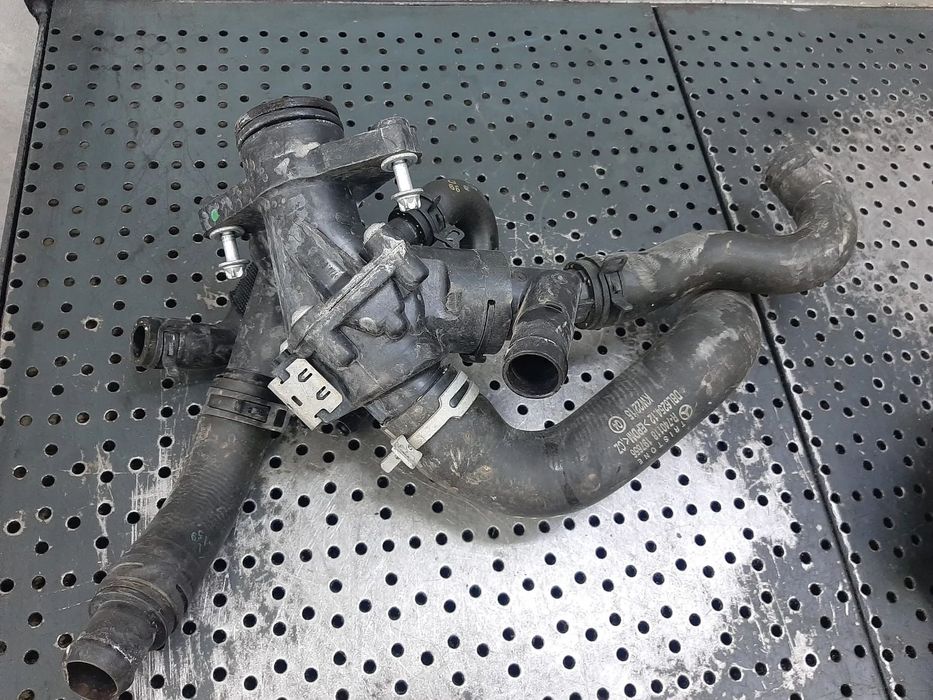 termostat 1.6 b  270910 mercedes  cla x117 a-class w176   a2702000615