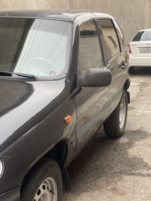 Chevrolet niva 5x5