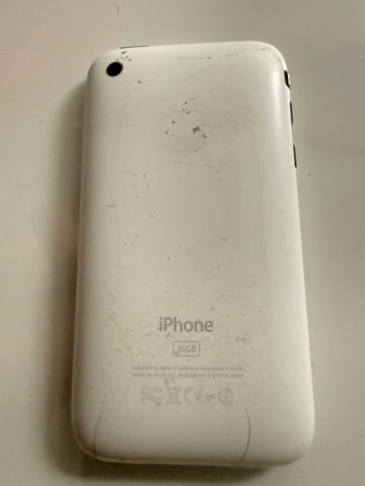Iphone3G16 GB в рабочем состоянии