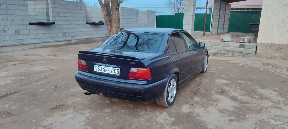 Bmw e36 320i автомат