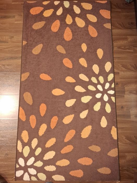 Vand doua covoare hipoalergenice