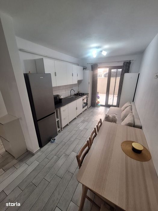 Studio bloc nou Ostroveni
