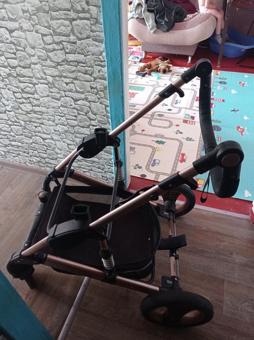 Продам коляску, фирмы belecoo