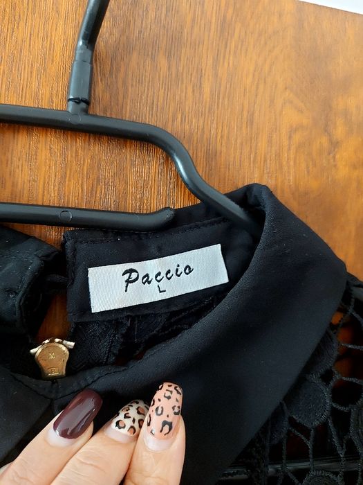 Черна елегантна рокля