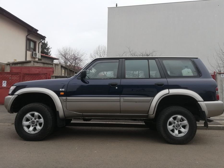 Nissan Patrol Y61, motor 2.8 - 129 cp, 7 locuri, cutie viteze manuala
