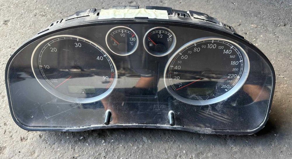 Ceas bord Volkswagen Passat B5.5, 2003, 1.9 TDi, 4x4, cod: 3B0920847E