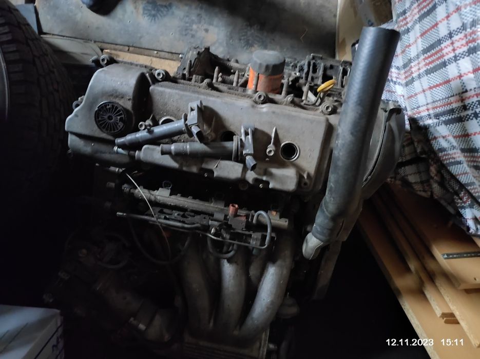 Продам двигатель на запчасти