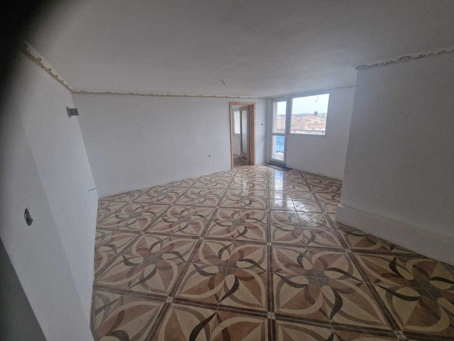 Продава се Двустаен апартамент в Исперих - 72 кв.м за 389 €/кв.м - Снимка #4