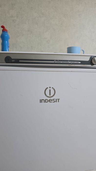 Холодильник почти даром